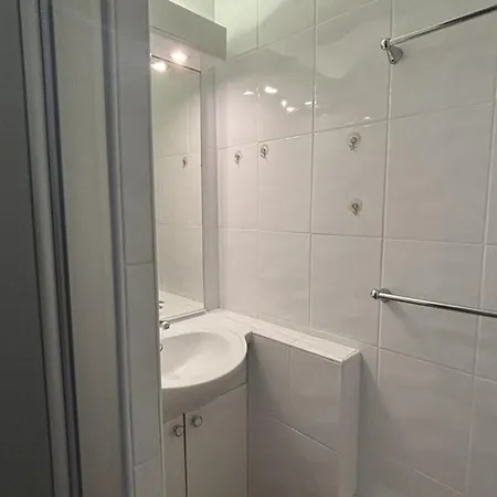 T2 Avec Balcon, Animaux Admis - Fr-1-787-154 * Laveissière